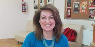 reklamnyi-ekspert-trebuetsia-zenshhina-dlia-detskix-knig-big-0