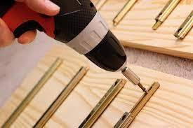 sborka-mebeli-sborka-krovatei-v-vene-big-0