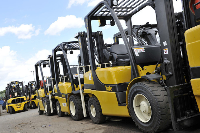 operator-perednyogo-ta-bicnogo-navantazuvaca-big-0