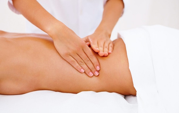 massazistka-v-salon-eroticeskogo-massaza-big-0