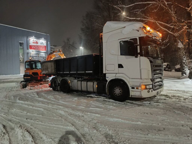vyvoz-i-vyvoz-snega-big-0