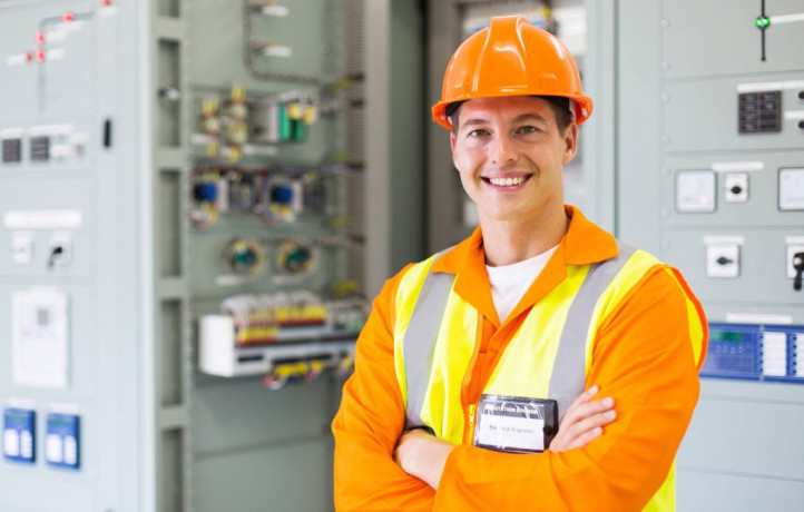 elektromexanik-po-obsluzivaniiu-stankov-s-cpu-big-0