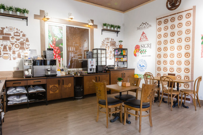 prodavec-barista-big-0