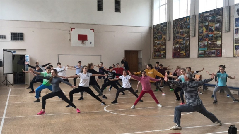 vcitel-fizicnoyi-kulturi-big-0